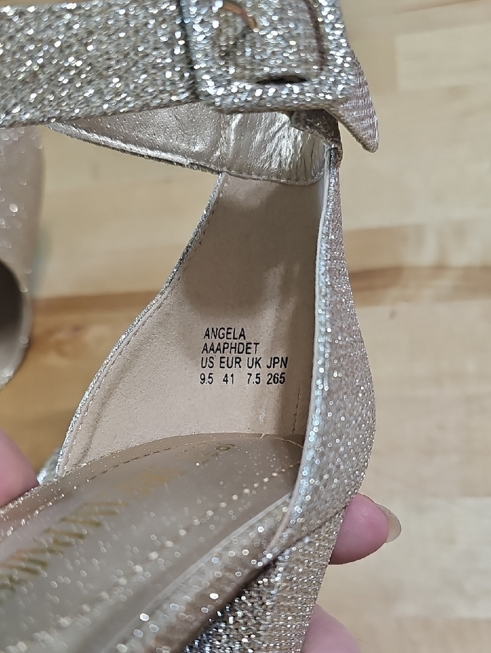 ✨ NEW Dream Pairs Angela Gold Glitter Block Heel Pumps - Size 9.5 - Picture 8 of 12